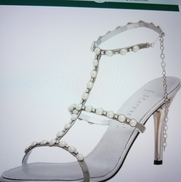 J.Renee Shoes - •Bundle Item• J. Renee Inga dress sandels